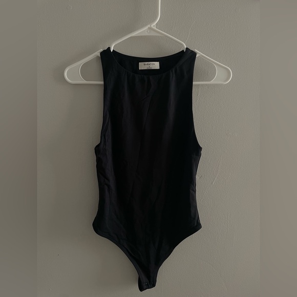 Babaton Tops - Aritizia Babaton Black Sleeveless Bodysuit